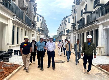 邓芳军到冶建设备安装分公司项目调研指导